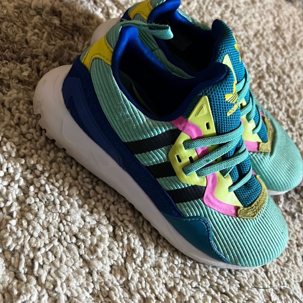 Girls, Size 1.5, Adidas Originals Flex in Acid Mint/Black/Teal